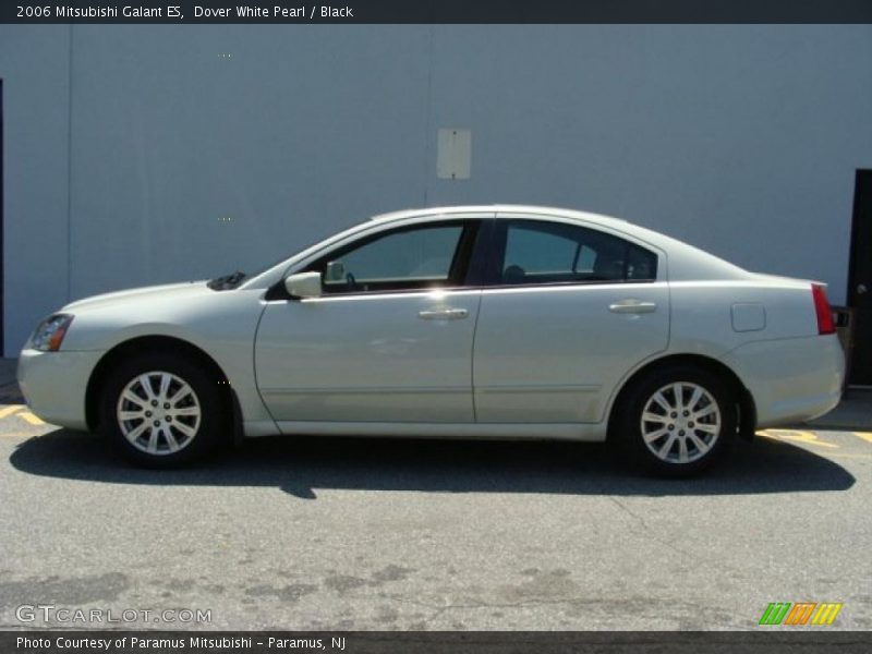 Dover White Pearl / Black 2006 Mitsubishi Galant ES