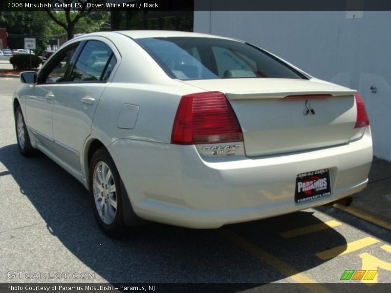 Dover White Pearl / Black 2006 Mitsubishi Galant ES
