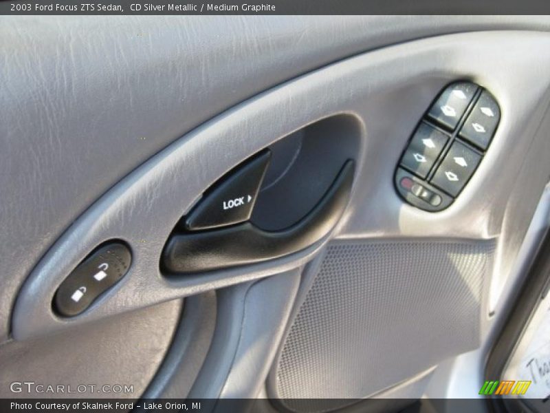CD Silver Metallic / Medium Graphite 2003 Ford Focus ZTS Sedan