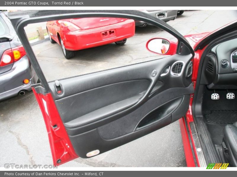 Torrid Red / Black 2004 Pontiac GTO Coupe