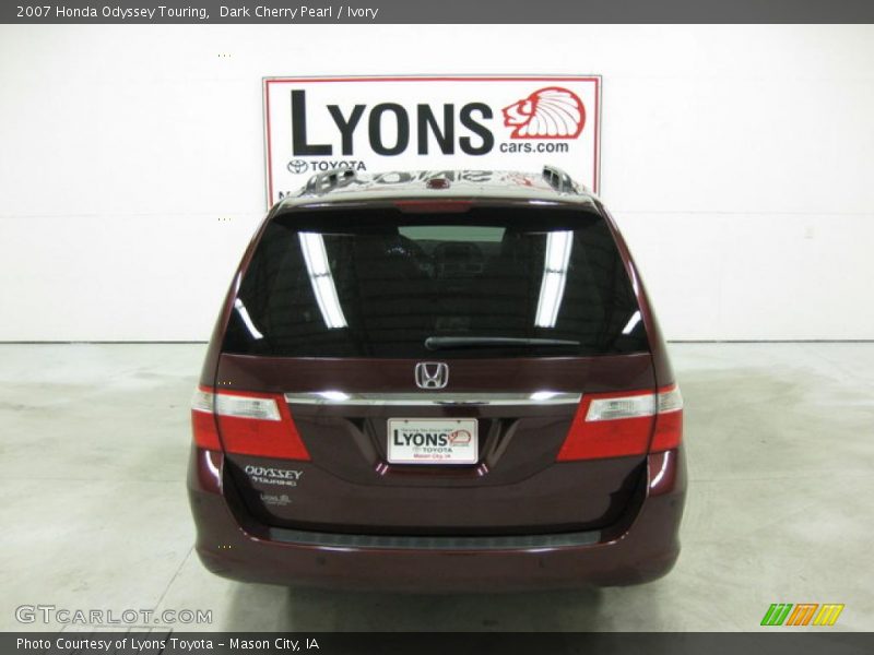 Dark Cherry Pearl / Ivory 2007 Honda Odyssey Touring