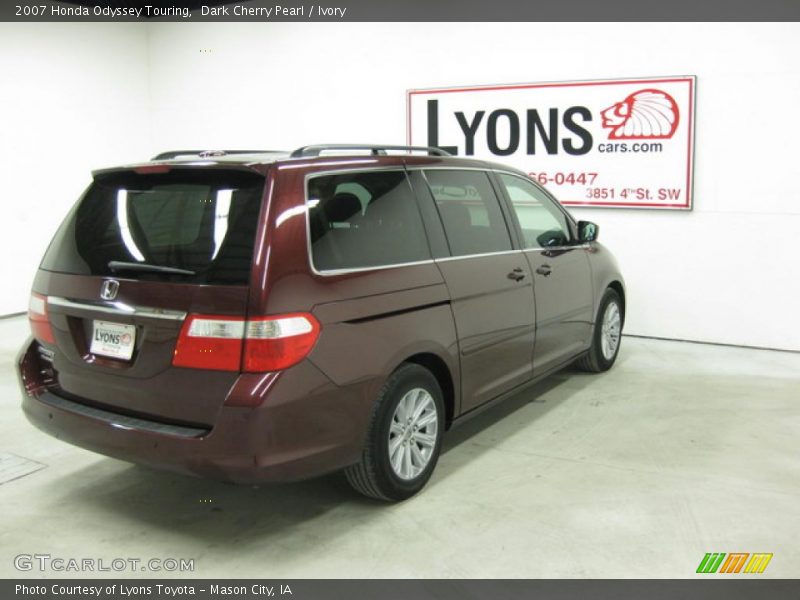Dark Cherry Pearl / Ivory 2007 Honda Odyssey Touring
