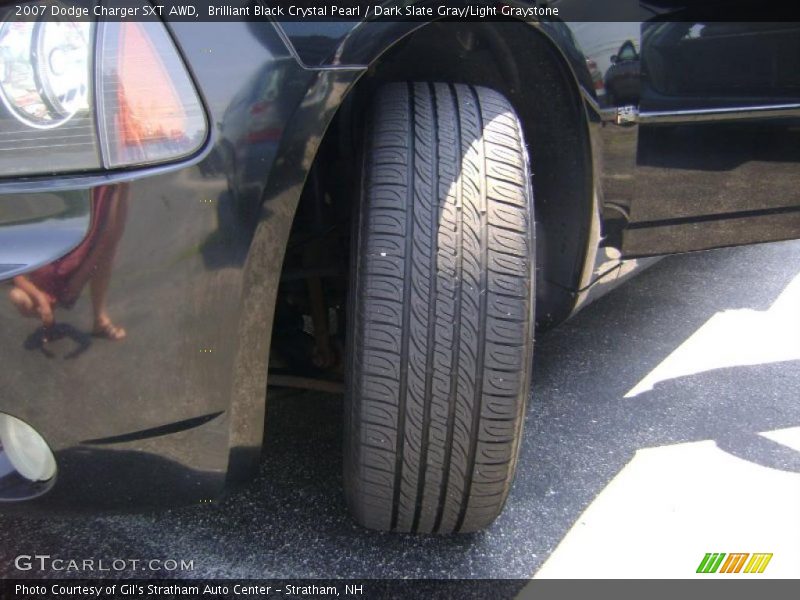 Brilliant Black Crystal Pearl / Dark Slate Gray/Light Graystone 2007 Dodge Charger SXT AWD