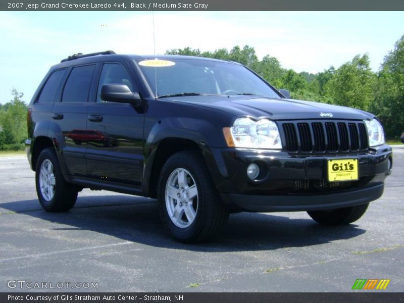 Black / Medium Slate Gray 2007 Jeep Grand Cherokee Laredo 4x4