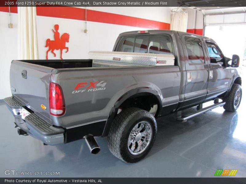 Dark Shadow Grey Metallic / Medium Flint 2005 Ford F250 Super Duty FX4 Crew Cab 4x4