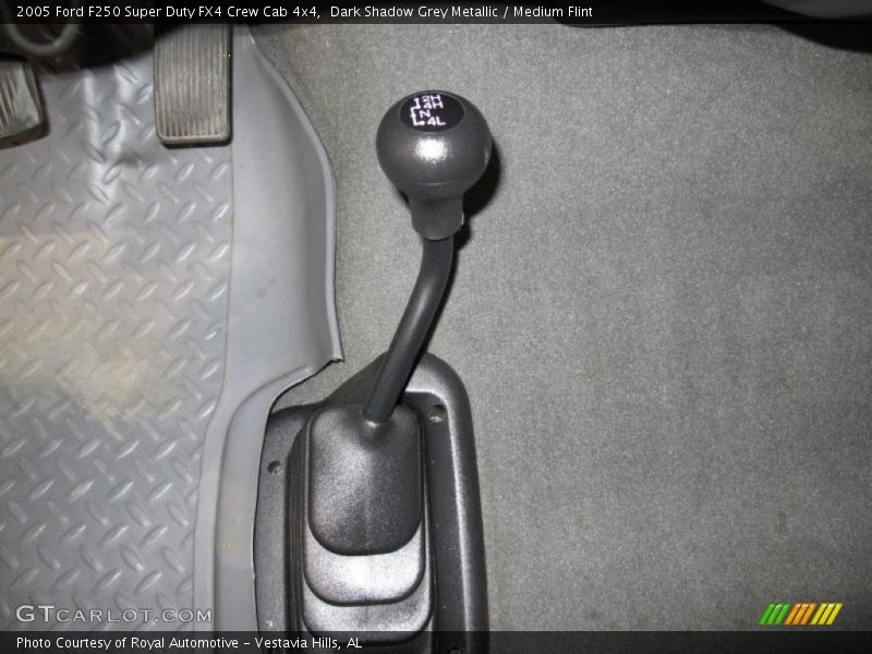 Dark Shadow Grey Metallic / Medium Flint 2005 Ford F250 Super Duty FX4 Crew Cab 4x4