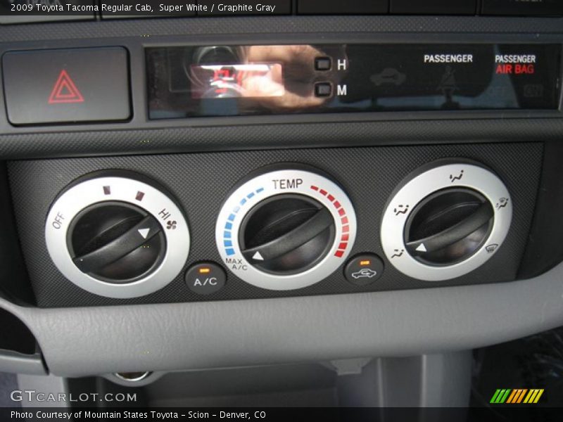 Super White / Graphite Gray 2009 Toyota Tacoma Regular Cab