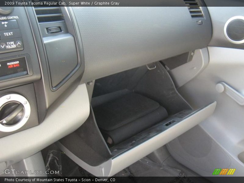 Super White / Graphite Gray 2009 Toyota Tacoma Regular Cab
