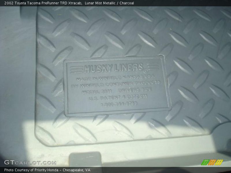 Lunar Mist Metallic / Charcoal 2002 Toyota Tacoma PreRunner TRD Xtracab