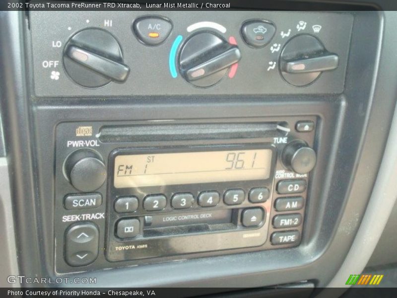 Lunar Mist Metallic / Charcoal 2002 Toyota Tacoma PreRunner TRD Xtracab
