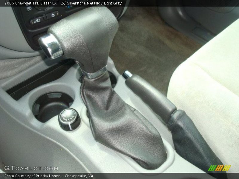 Silverstone Metallic / Light Gray 2006 Chevrolet TrailBlazer EXT LS