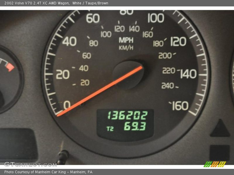 White / Taupe/Brown 2002 Volvo V70 2.4T XC AWD Wagon