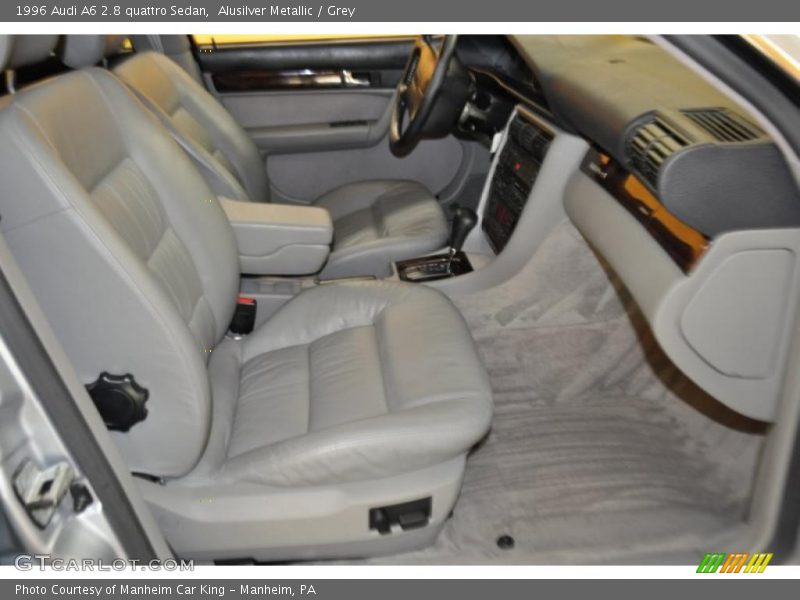 Alusilver Metallic / Grey 1996 Audi A6 2.8 quattro Sedan
