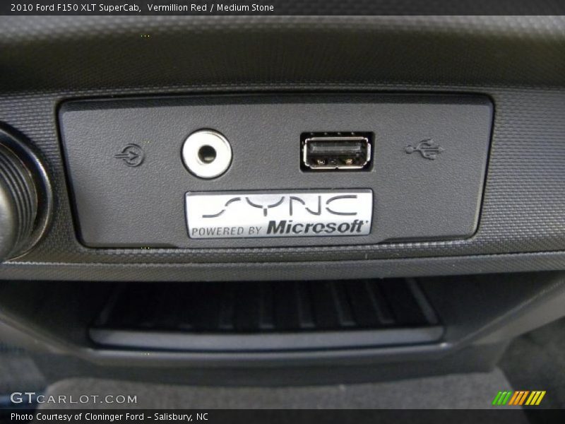 Vermillion Red / Medium Stone 2010 Ford F150 XLT SuperCab