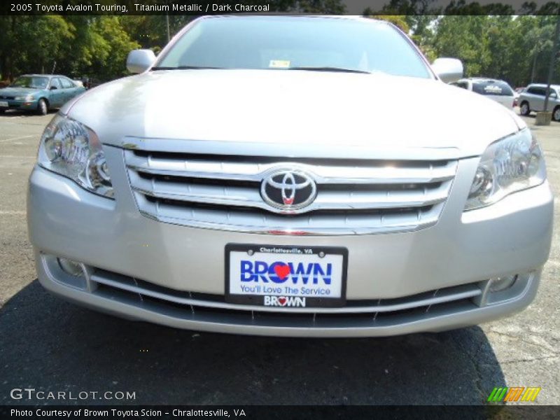 Titanium Metallic / Dark Charcoal 2005 Toyota Avalon Touring