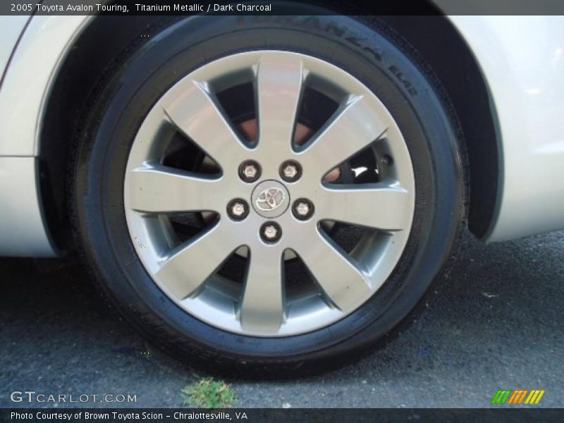 Titanium Metallic / Dark Charcoal 2005 Toyota Avalon Touring