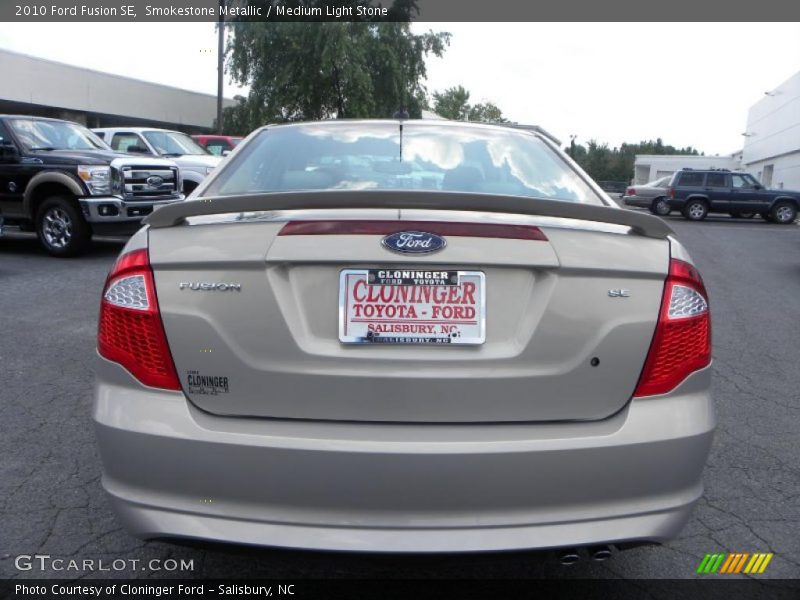 Smokestone Metallic / Medium Light Stone 2010 Ford Fusion SE