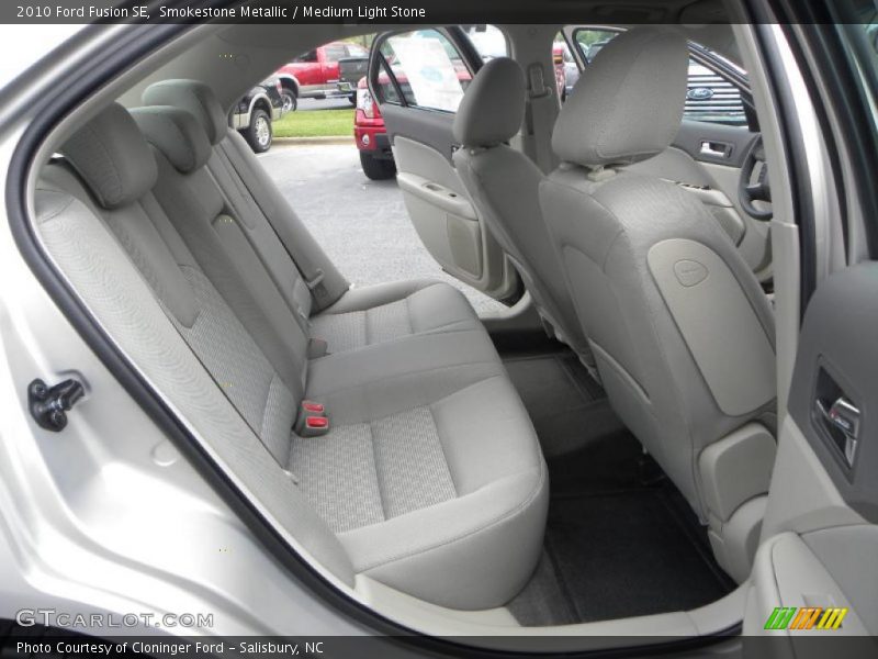 Smokestone Metallic / Medium Light Stone 2010 Ford Fusion SE