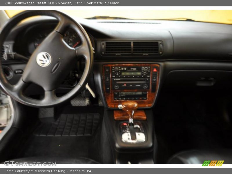 Satin Silver Metallic / Black 2000 Volkswagen Passat GLX V6 Sedan