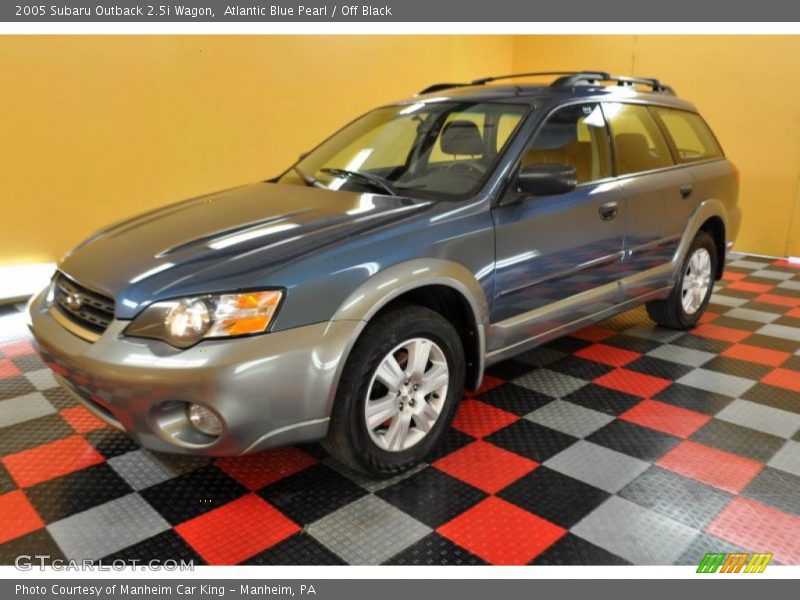 Atlantic Blue Pearl / Off Black 2005 Subaru Outback 2.5i Wagon