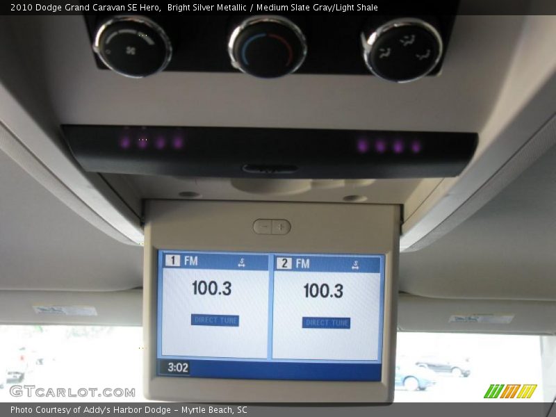 Bright Silver Metallic / Medium Slate Gray/Light Shale 2010 Dodge Grand Caravan SE Hero