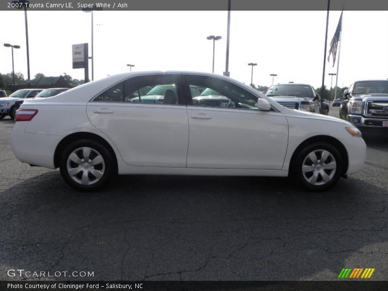 Super White / Ash 2007 Toyota Camry LE
