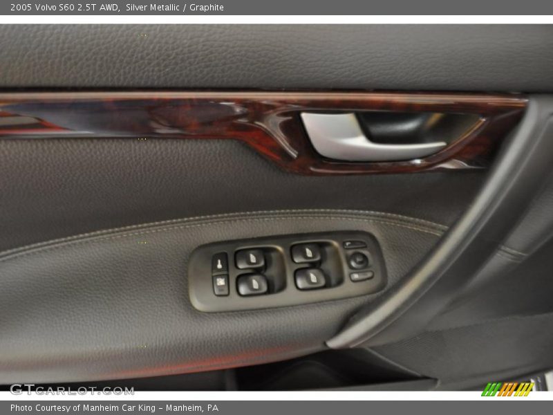 Silver Metallic / Graphite 2005 Volvo S60 2.5T AWD