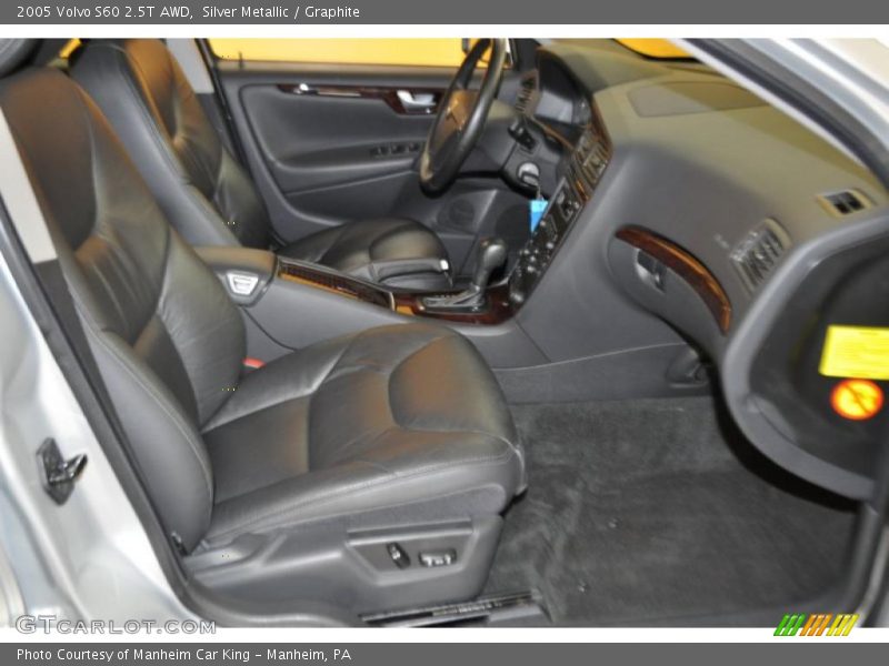 Silver Metallic / Graphite 2005 Volvo S60 2.5T AWD