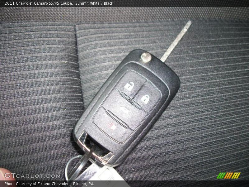 Summit White / Black 2011 Chevrolet Camaro SS/RS Coupe