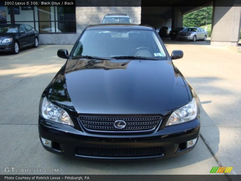 Black Onyx / Black 2002 Lexus IS 300