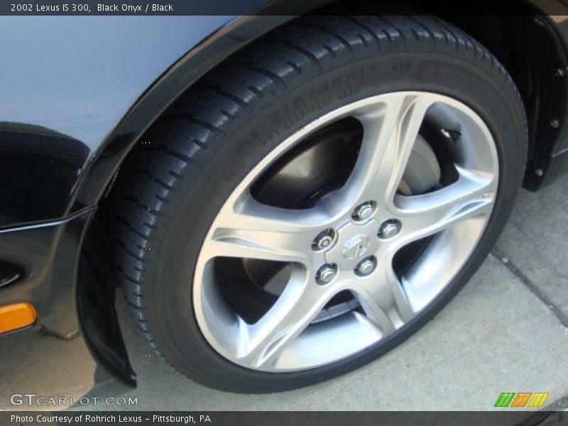 Black Onyx / Black 2002 Lexus IS 300