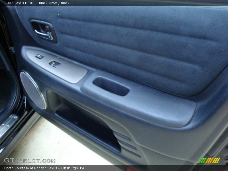 Black Onyx / Black 2002 Lexus IS 300
