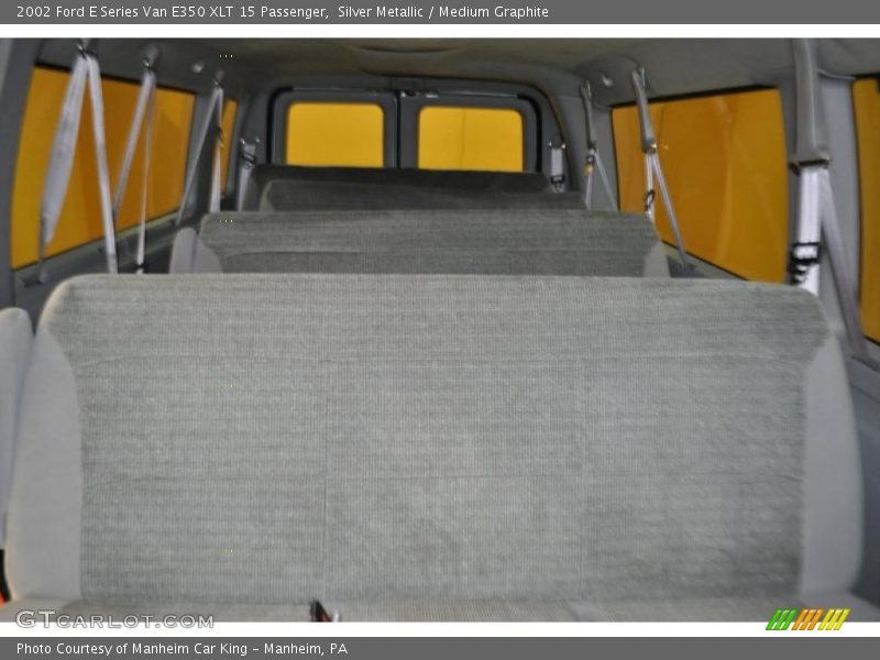 Silver Metallic / Medium Graphite 2002 Ford E Series Van E350 XLT 15 Passenger