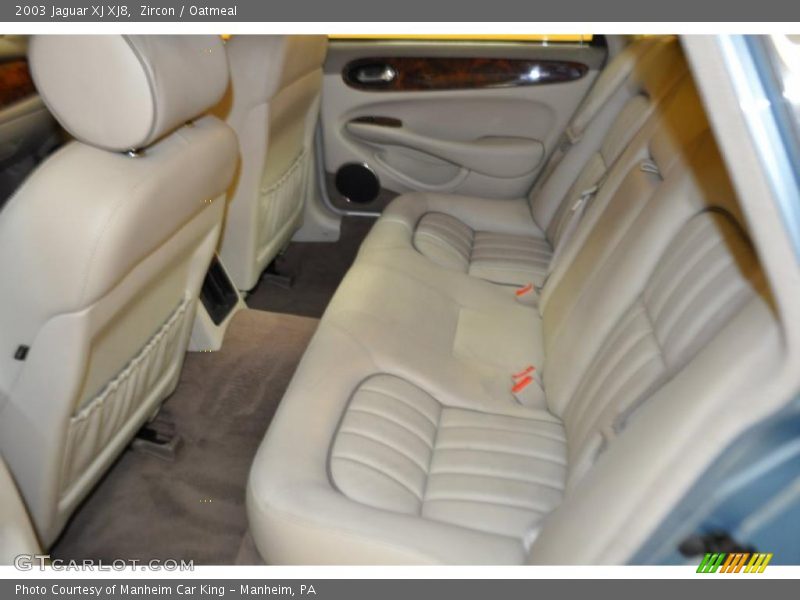 Zircon / Oatmeal 2003 Jaguar XJ XJ8
