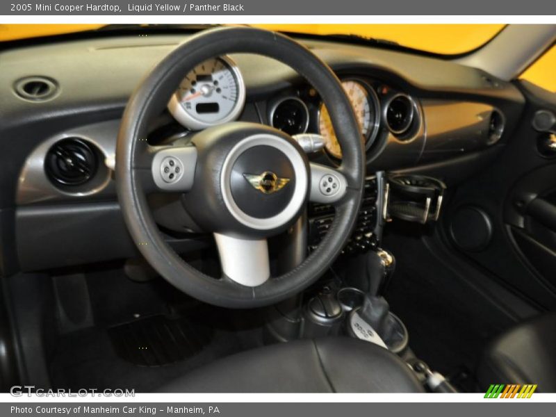 Liquid Yellow / Panther Black 2005 Mini Cooper Hardtop