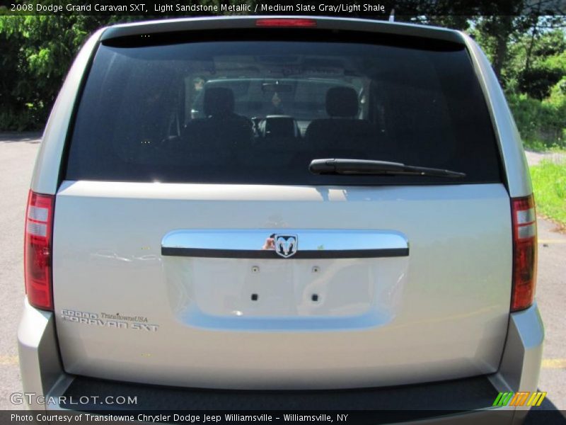 Light Sandstone Metallic / Medium Slate Gray/Light Shale 2008 Dodge Grand Caravan SXT
