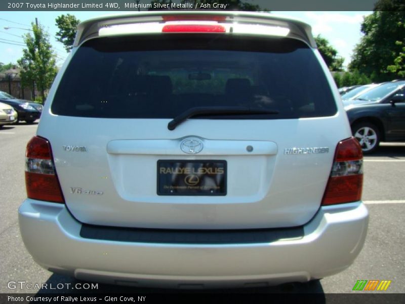 Millenium Silver Metallic / Ash Gray 2007 Toyota Highlander Limited 4WD