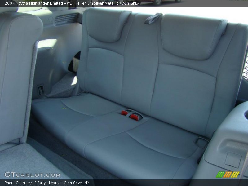 Millenium Silver Metallic / Ash Gray 2007 Toyota Highlander Limited 4WD