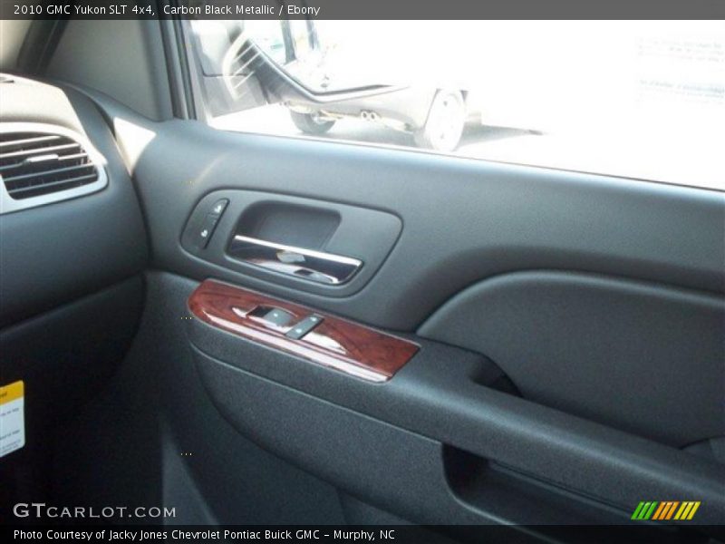 Carbon Black Metallic / Ebony 2010 GMC Yukon SLT 4x4