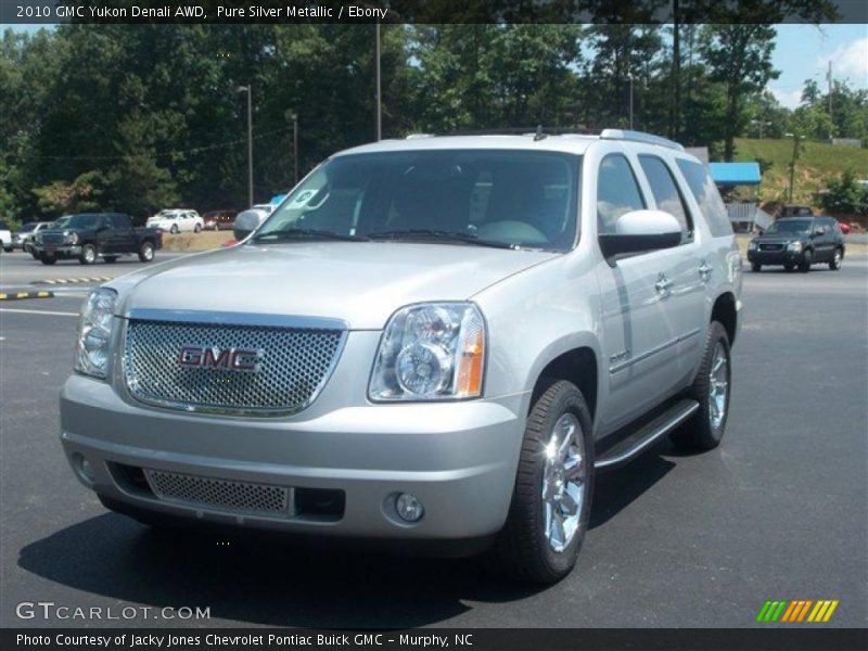 Pure Silver Metallic / Ebony 2010 GMC Yukon Denali AWD