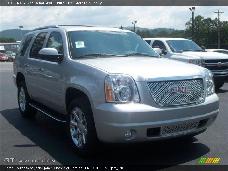 Pure Silver Metallic / Ebony 2010 GMC Yukon Denali AWD