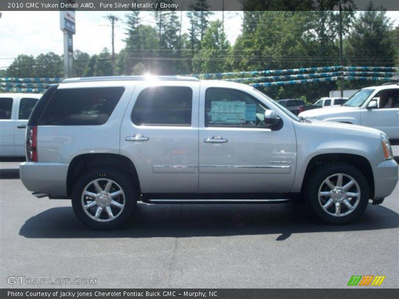Pure Silver Metallic / Ebony 2010 GMC Yukon Denali AWD