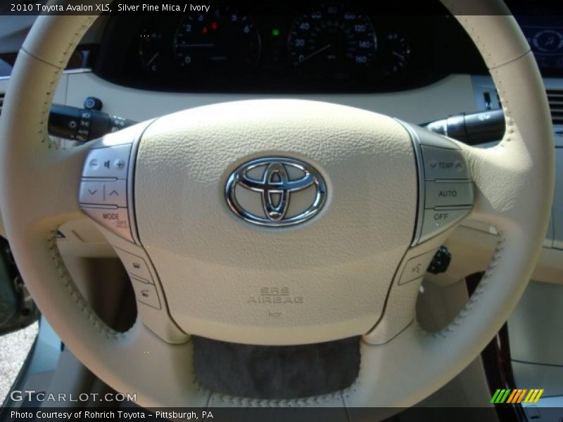 Silver Pine Mica / Ivory 2010 Toyota Avalon XLS