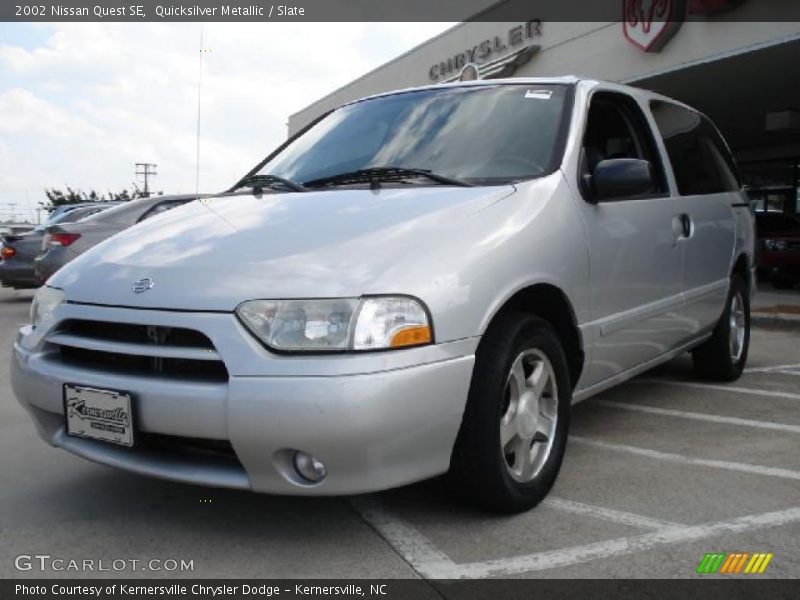 Quicksilver Metallic / Slate 2002 Nissan Quest SE