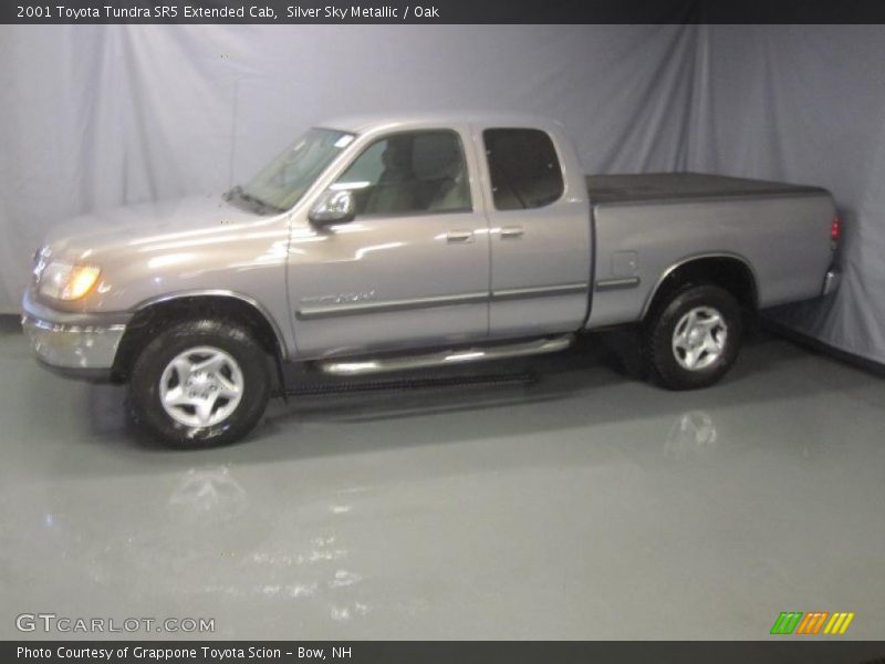 Silver Sky Metallic / Oak 2001 Toyota Tundra SR5 Extended Cab