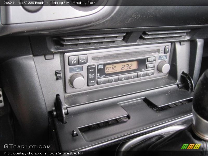 Sebring Silver Metallic / Black 2002 Honda S2000 Roadster