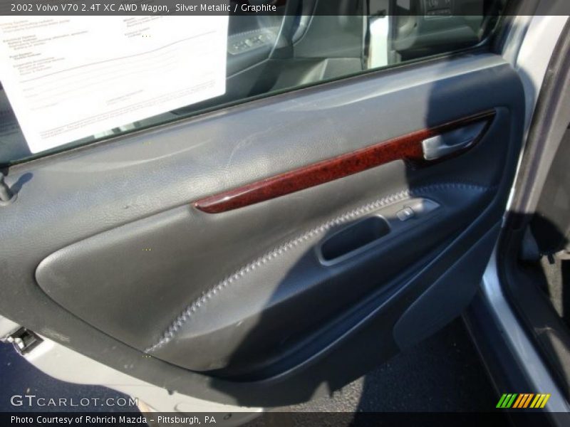 Silver Metallic / Graphite 2002 Volvo V70 2.4T XC AWD Wagon