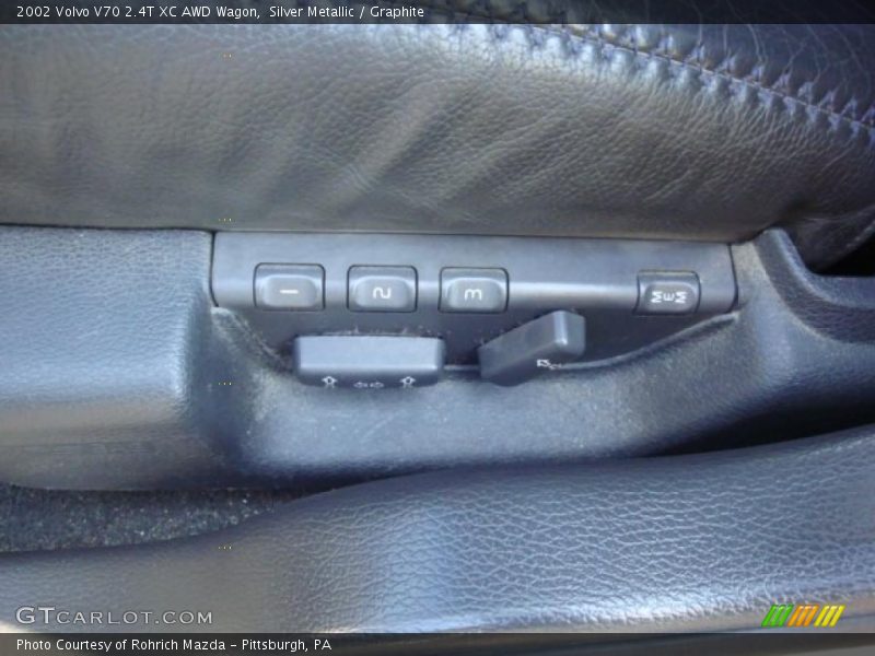 Silver Metallic / Graphite 2002 Volvo V70 2.4T XC AWD Wagon