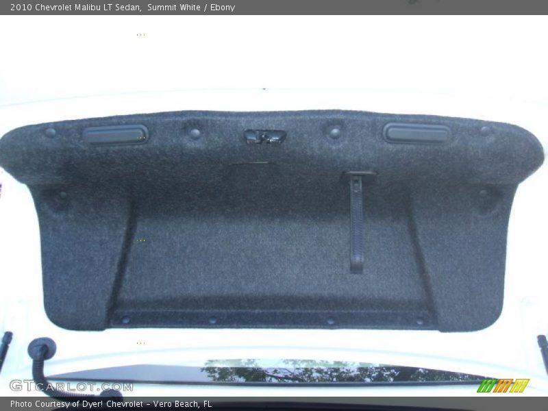 Summit White / Ebony 2010 Chevrolet Malibu LT Sedan