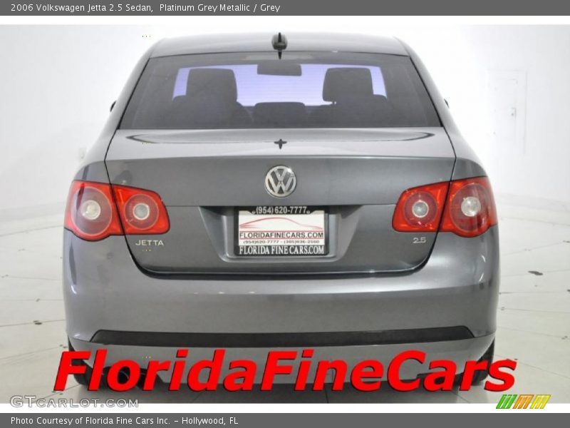 Platinum Grey Metallic / Grey 2006 Volkswagen Jetta 2.5 Sedan